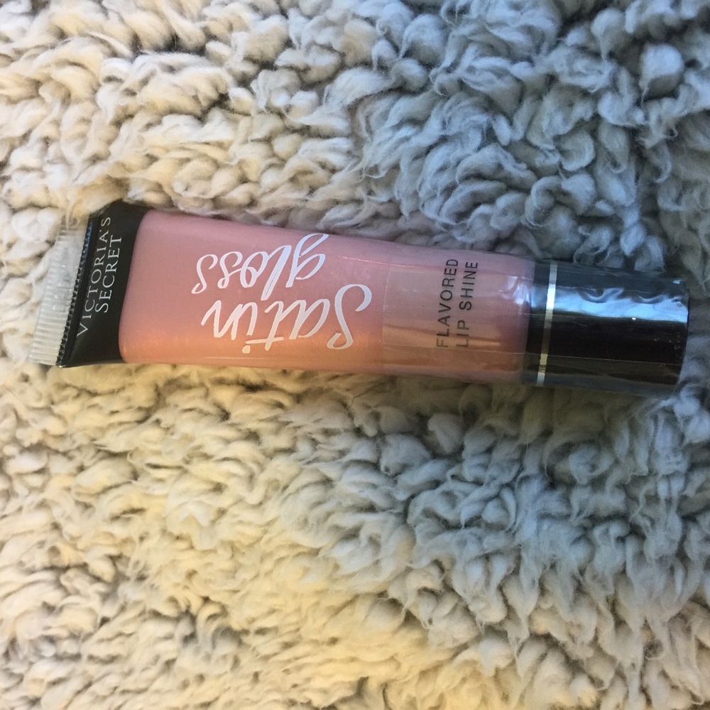 Victoria's Secret satin lip gloss Slice of Heaven